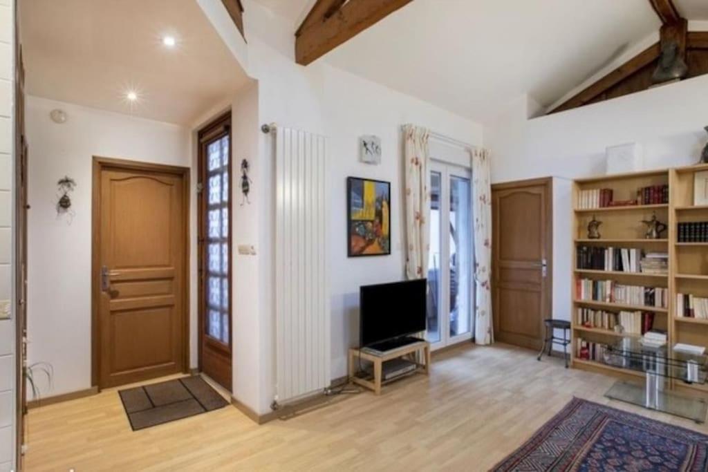 דירות Charmant T3 Avec Terrasse Au Coeur De סיבור מראה חיצוני תמונה